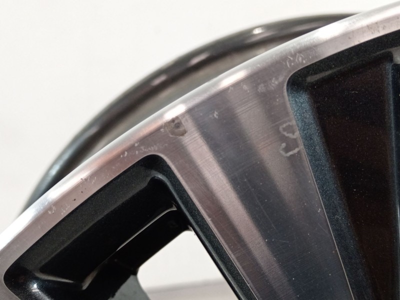 Recambio de llanta para nissan qashqai (j11) 1.6 dci turbodiesel cat referencia OEM IAM HV03BMB94  