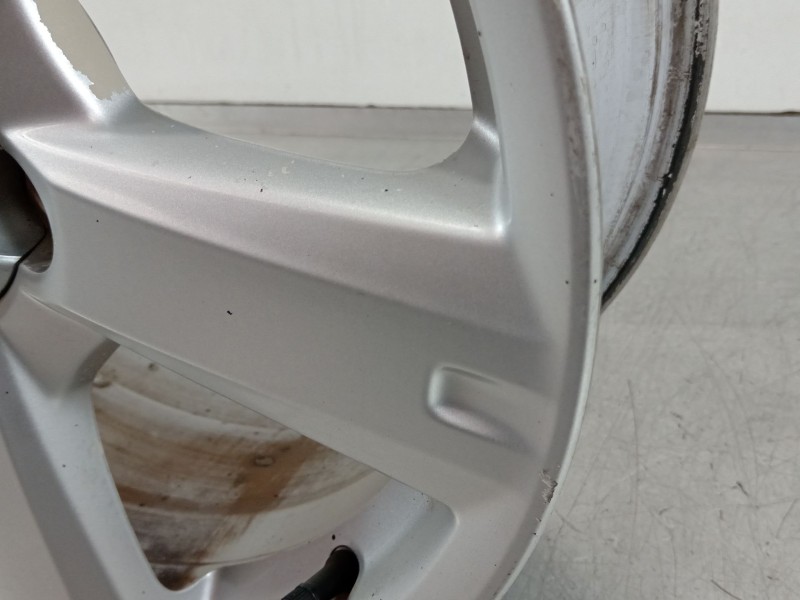 Recambio de llanta para toyota rav 4 (a3) executive referencia OEM IAM 17X7J 45 R2  