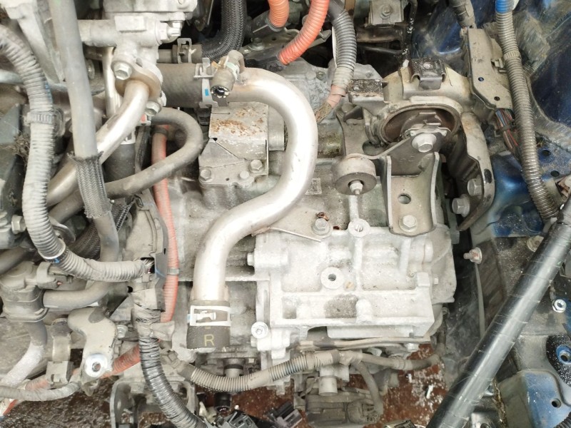 Recambio de caja cambios para toyota auris (_e18_) 1.6 (zre181_, zre185_) referencia OEM IAM 3JM  