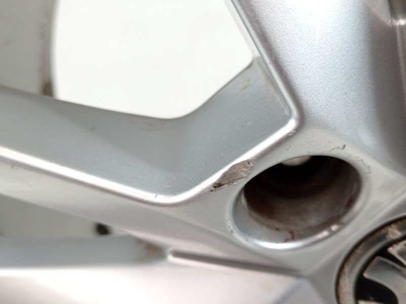 Recambio de llanta para skoda octavia lim. (5e3) l&k referencia OEM IAM 5E0601025  