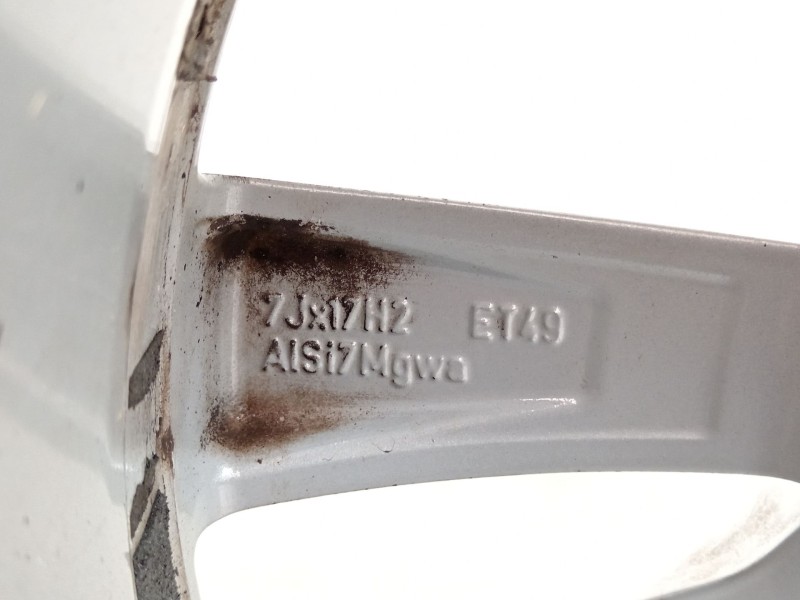 Recambio de llanta para skoda octavia lim. (5e3) l&k referencia OEM IAM 5E0601025  