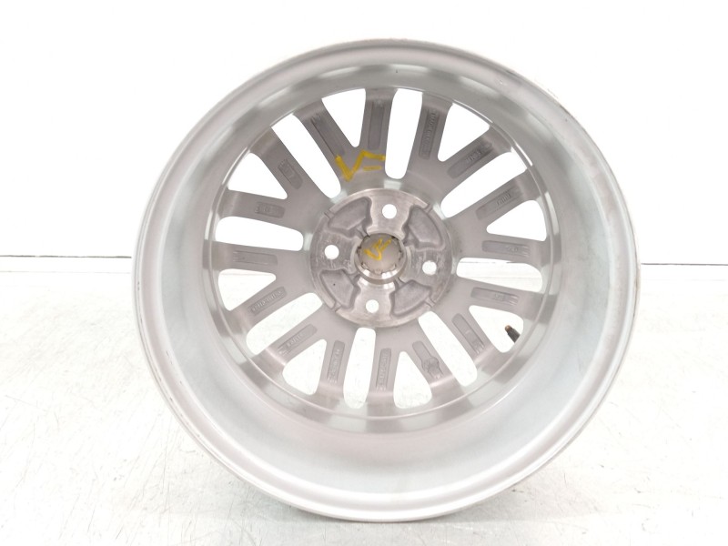 Recambio de llanta para kia rio (yb) attract referencia OEM IAM 52910H8150  