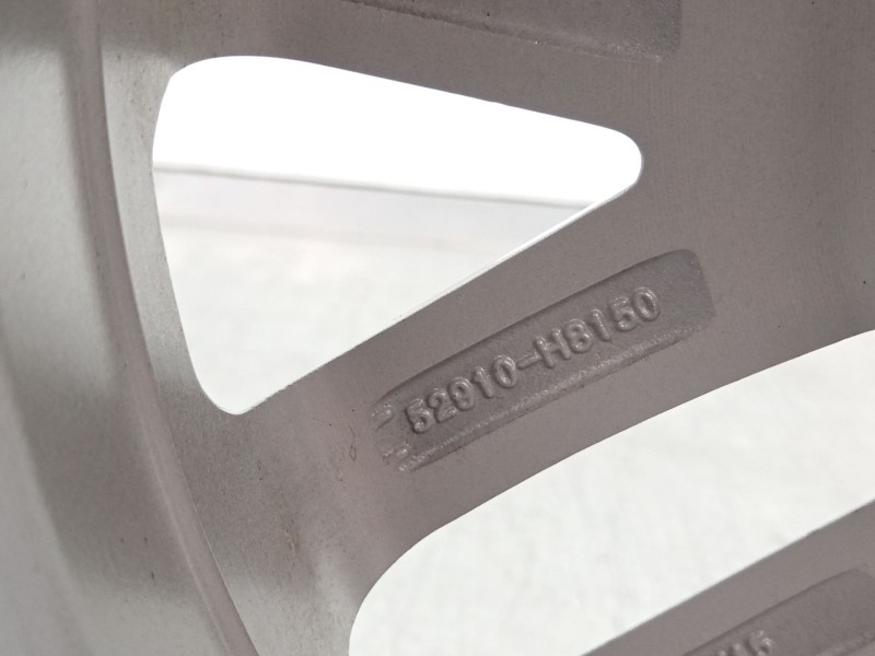 Recambio de llanta para kia rio (yb) attract referencia OEM IAM 52910H8150  