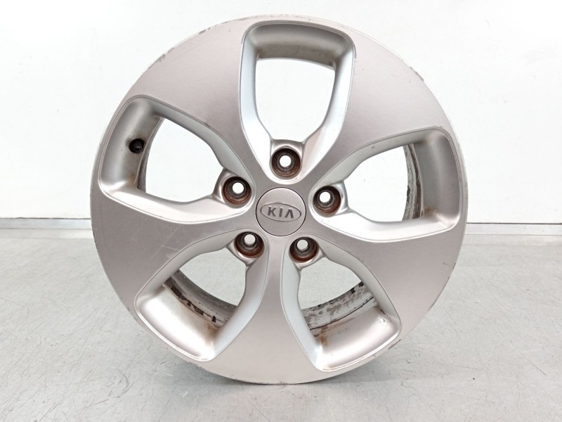 Recambio de llanta para kia carens ( ) concept referencia OEM IAM 52910A41  