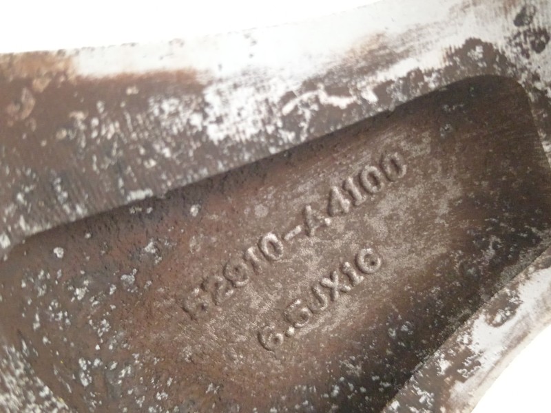 Recambio de llanta para kia carens ( ) concept referencia OEM IAM 52910A41  