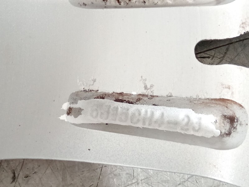 Recambio de llanta para peugeot 208 style referencia OEM IAM 9677378177  