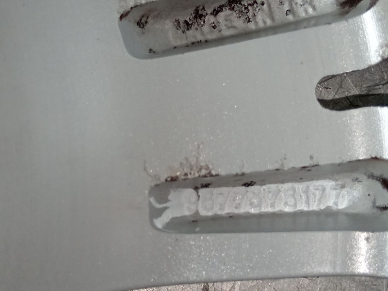 Recambio de llanta para peugeot 208 style referencia OEM IAM 9677378177  