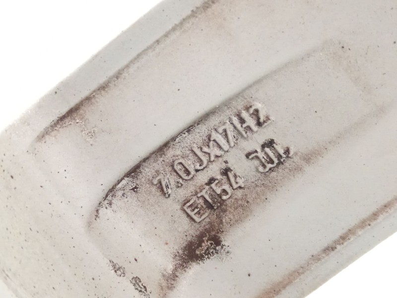 Recambio de llanta para seat leon (1p1) reference copa referencia OEM IAM 1P0071490  