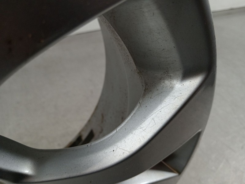 Recambio de llanta para citroën c5 berlina premier referencia OEM IAM 9656877580  