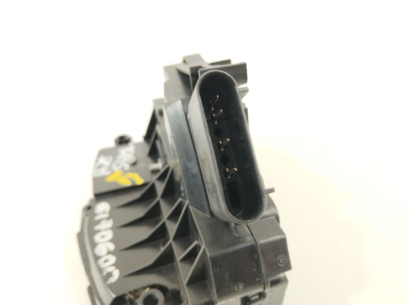 Recambio de cerradura puerta trasera derecha para ford fiesta (cb1) 1.6 tdci cat referencia OEM IAM 8A6AA26412AE  