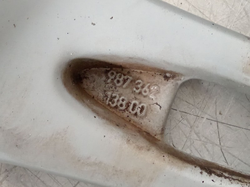 Recambio de llanta para porsche boxster (tipo 987) básico referencia OEM IAM 98736213600  