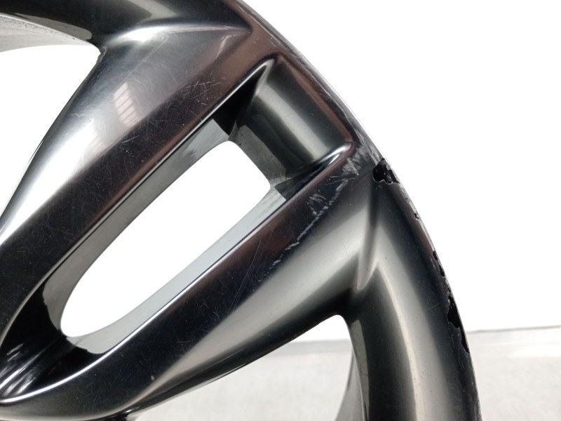 Recambio de llanta para hyundai santa fe (dm) style 4wd referencia OEM IAM 529102W190  