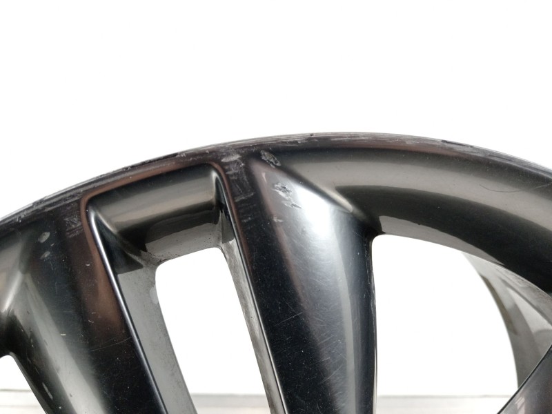 Recambio de llanta para hyundai santa fe (dm) style 4wd referencia OEM IAM 529102W190  