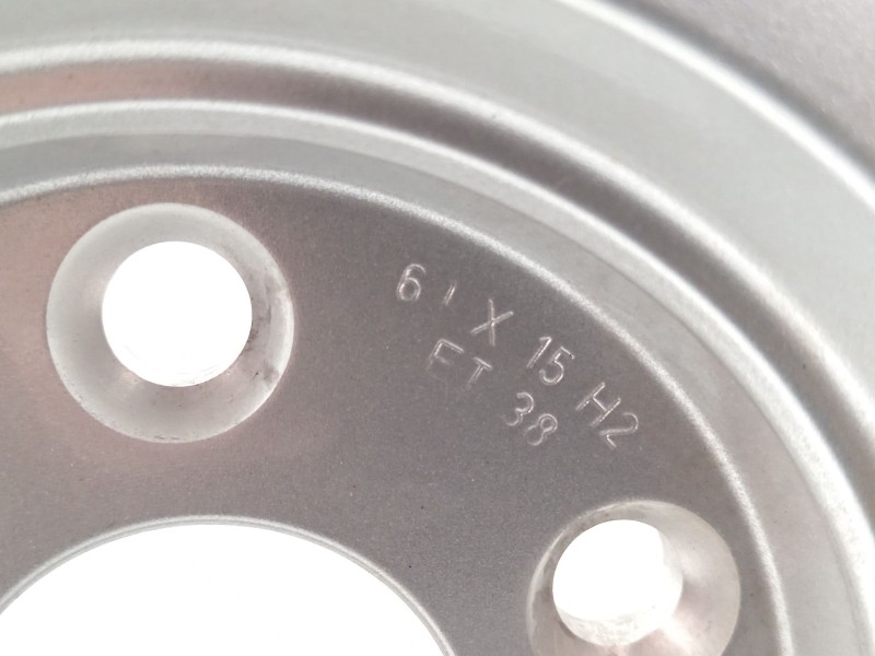 Recambio de llanta para audi a3 (8l1) 1.6 referencia OEM IAM 8L0601025   Recambio de llanta para audi a3 (8l1) 1.6 referencia OEM IAM 8L0601025