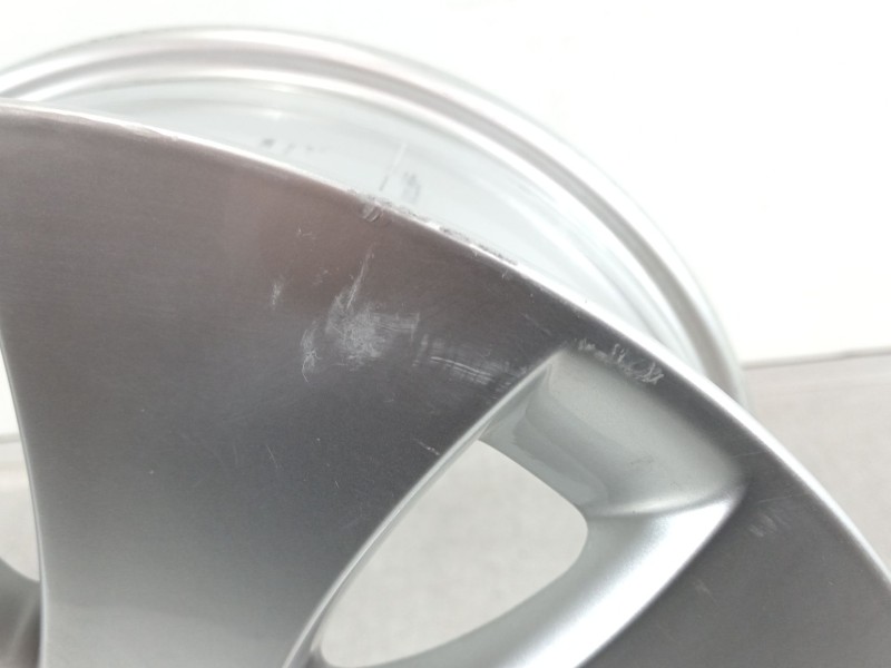 Recambio de llanta para audi a6 berlina (4f2) 2.0 tdi referencia OEM IAM 4F0601025  