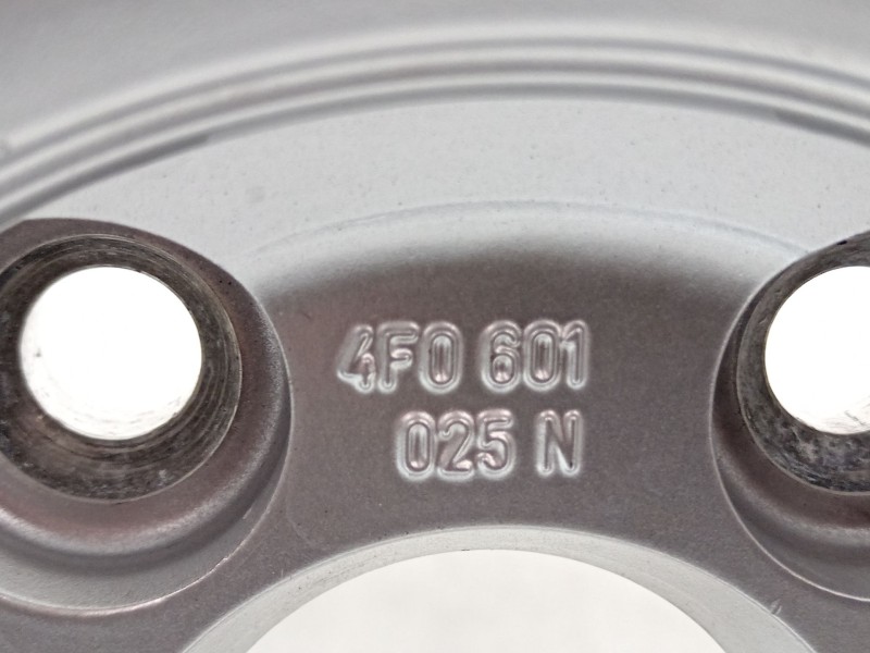 Recambio de llanta para audi a6 berlina (4f2) 2.0 tdi referencia OEM IAM 4F0601025  