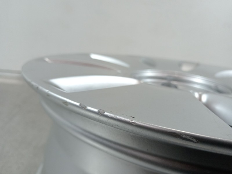 Recambio de llanta para audi a6 berlina (4f2) 2.0 tdi referencia OEM IAM 4F0601025  