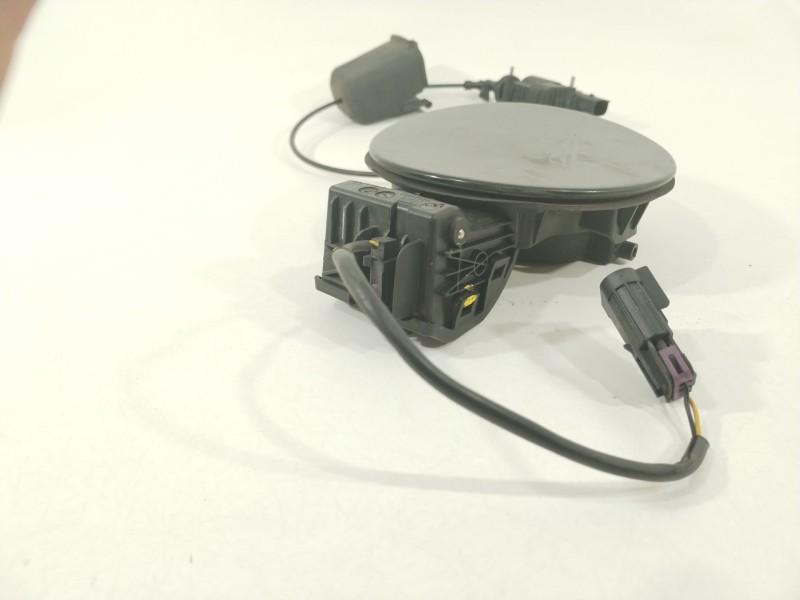 Recambio de tapa exterior combustible para opel ampera (r12) ev 150 referencia OEM IAM 22924953 22879633 20911631