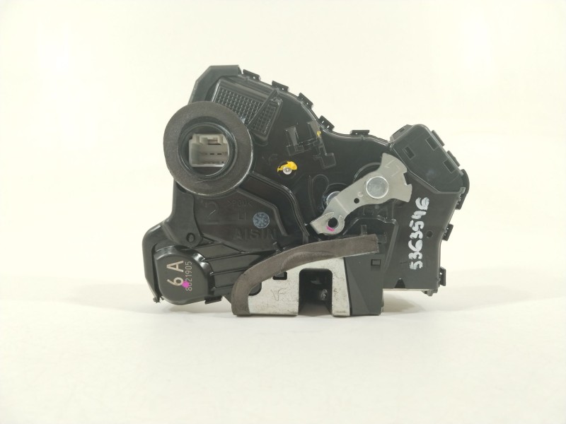 Recambio de cerradura puerta delantera izquierda para toyota corolla (e15) high referencia OEM IAM 6904042241  