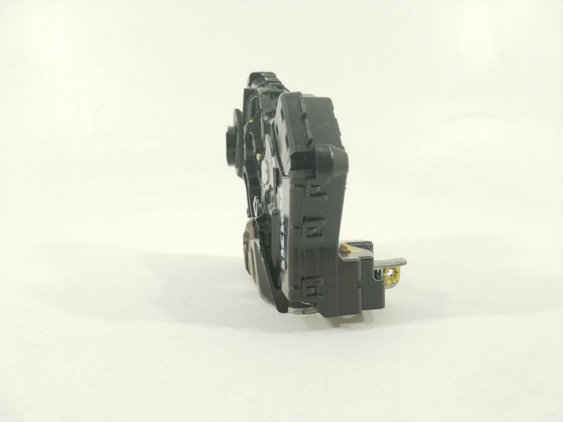 Recambio de cerradura puerta delantera izquierda para toyota corolla (e15) high referencia OEM IAM 6904042241  