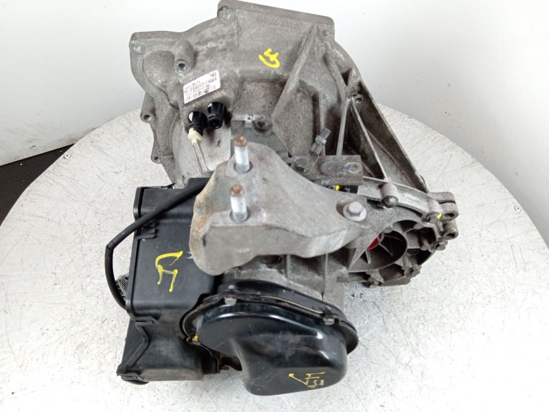 Recambio de caja cambios para ford fiesta (cb1) ambiente referencia OEM IAM 8A6R7002CA TTFL0 