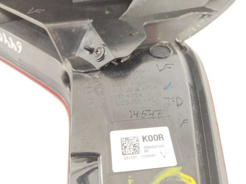 Recambio de piloto trasero derecho para kia niro (de) 1.6 gdi hybrid referencia OEM IAM 92402AT000  