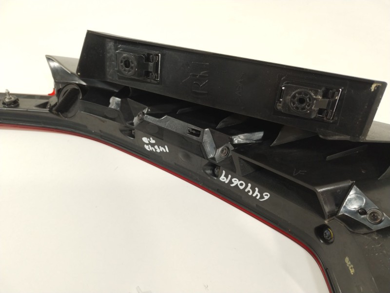 Recambio de piloto trasero derecho para kia niro (de) 1.6 gdi hybrid referencia OEM IAM 92402AT000  