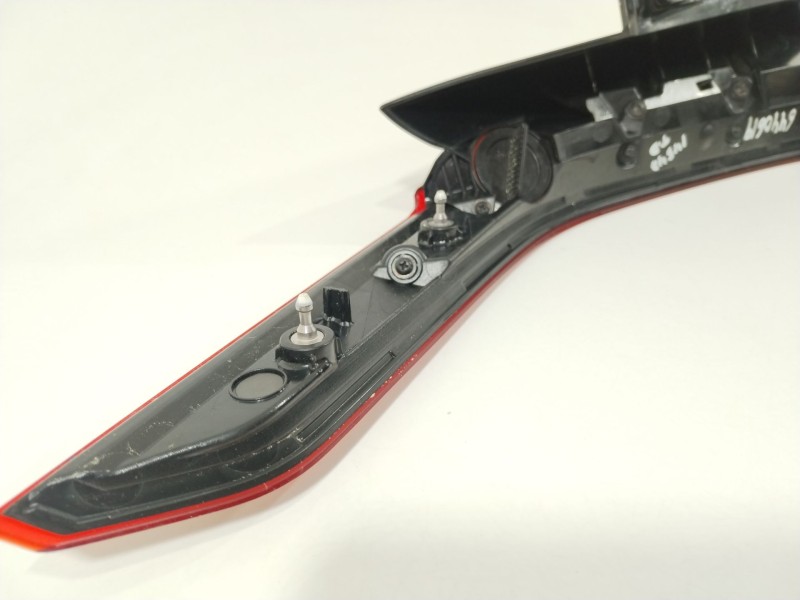 Recambio de piloto trasero derecho para kia niro (de) 1.6 gdi hybrid referencia OEM IAM 92402AT000  