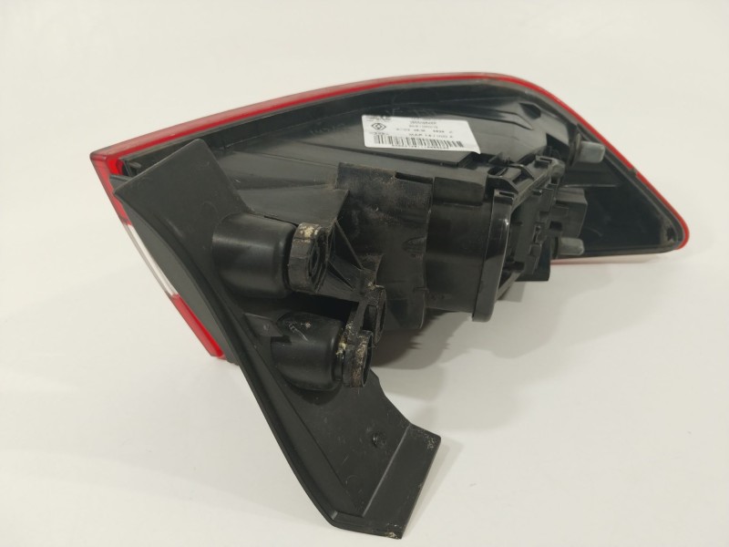 Recambio de piloto trasero derecho para renault clio iv (bh_) 0.9 tce 90 referencia OEM IAM 265509846R  