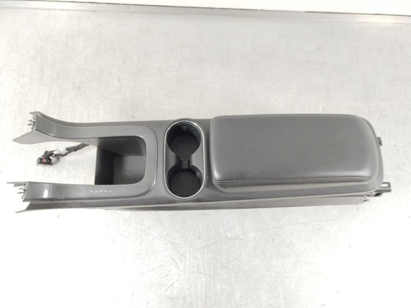 Recambio de consola central para opel ampera (r12) ev 150 referencia OEM IAM 22884525  