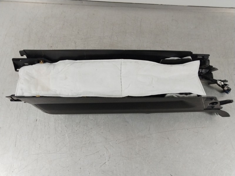 Recambio de consola central para opel ampera (r12) ev 150 referencia OEM IAM 22884525  