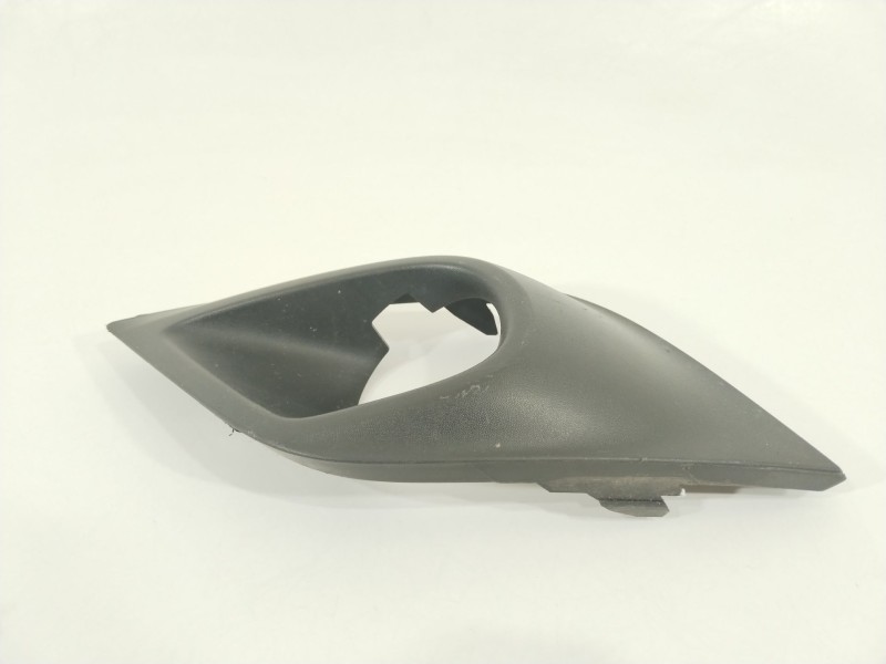 Recambio de rejilla paragolpes izquierda para renault clio iv (bh_) 0.9 tce 90 referencia OEM IAM 261A39715R  