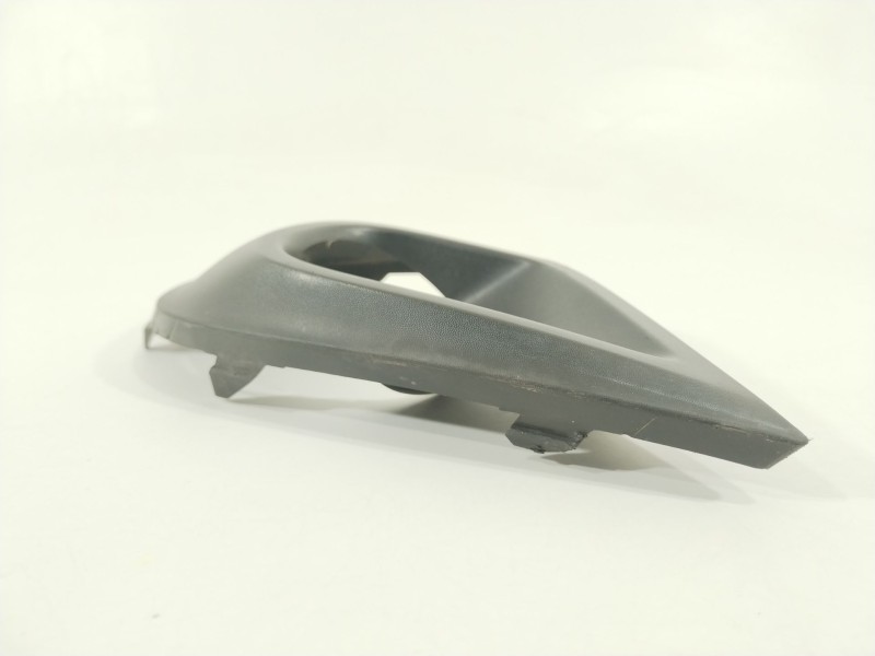 Recambio de rejilla paragolpes izquierda para renault clio iv (bh_) 0.9 tce 90 referencia OEM IAM 261A39715R  