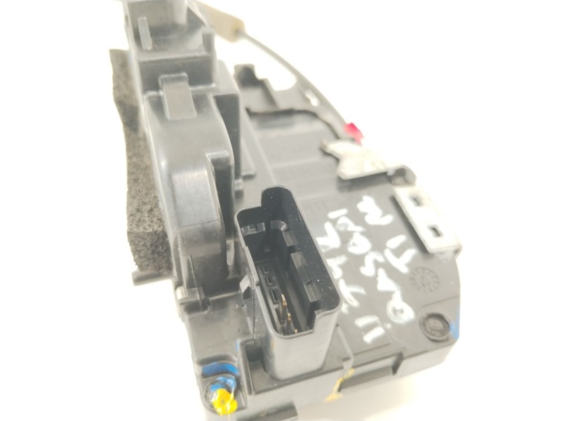 Recambio de cerradura puerta trasera izquierda para nissan qashqai (j11) 360 referencia OEM IAM 825014EA2A  