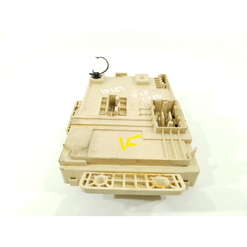 Recambio de caja reles / fusibles para kia ceed (cd) 1.6 crdi 115 eco-dynamics+ referencia OEM IAM 91951J7700  