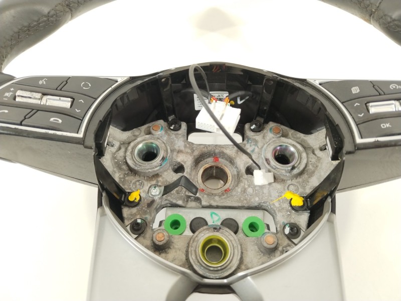 Recambio de volante para kia ceed (cd) 1.6 crdi 115 eco-dynamics+ referencia OEM IAM 56100J7470CEP  