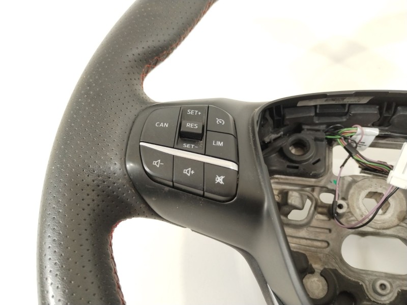 Recambio de volante para ford focus st-line referencia OEM IAM JX7J3600GB3GRX  