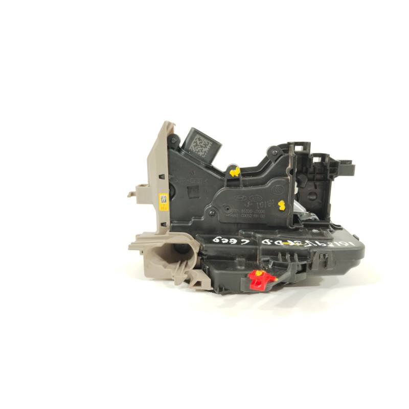 Recambio de cerradura puerta delantera derecha para kia ceed (cd) 1.6 crdi 115 eco-dynamics+ referencia OEM IAM 81320J7000  