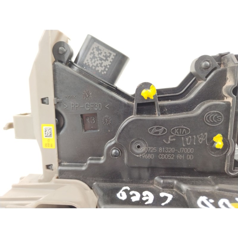 Recambio de cerradura puerta delantera derecha para kia ceed (cd) 1.6 crdi 115 eco-dynamics+ referencia OEM IAM 81320J7000  