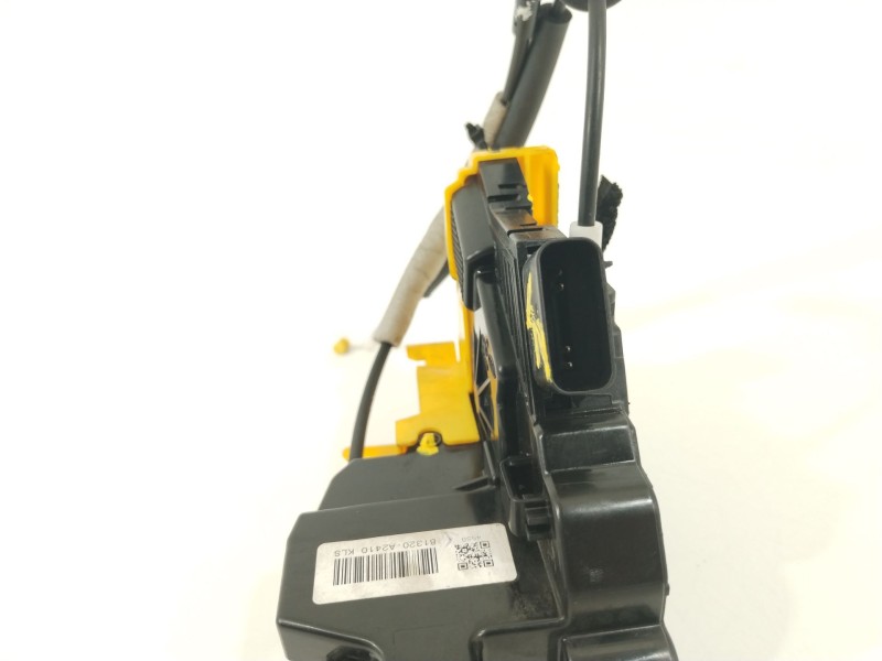 Recambio de cerradura puerta delantera derecha para kia ceed (cd) 1.0 t-gdi referencia OEM IAM 81320A2410  