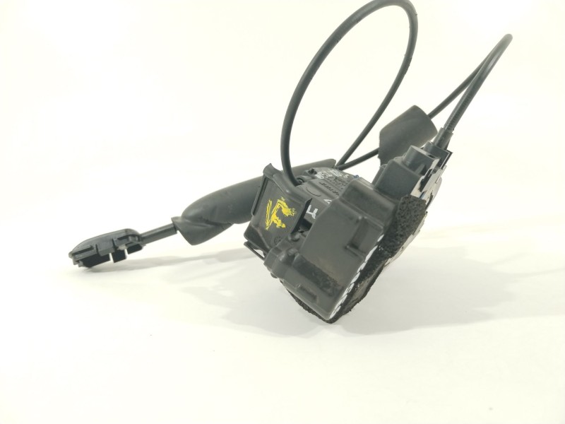 Recambio de cerradura puerta trasera izquierda para renault megane iii sport tourer dynamique referencia OEM IAM   