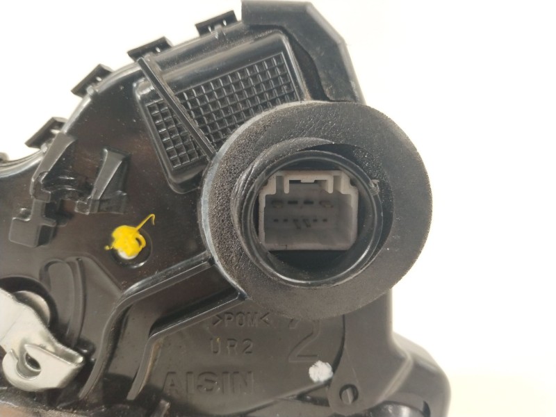 Recambio de cerradura puerta delantera derecha para toyota verso active referencia OEM IAM 6903002230  