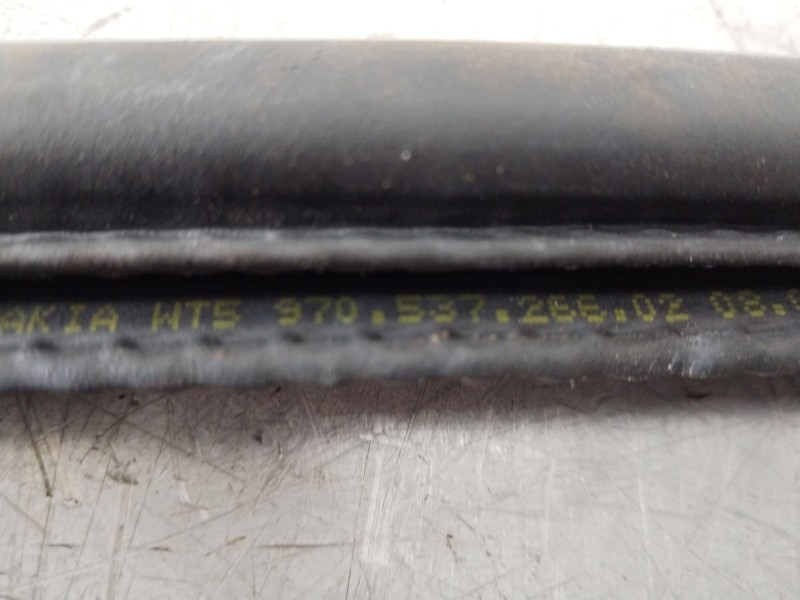 Recambio de gomas contorno puerta para porsche panamera diesel referencia OEM IAM 97053726602  