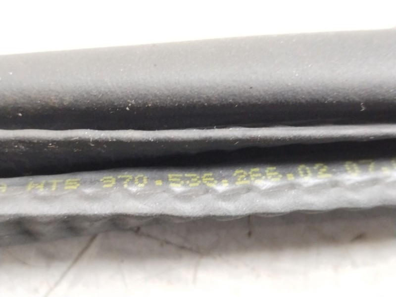 Recambio de gomas contorno puerta para porsche panamera diesel referencia OEM IAM 97053626602  