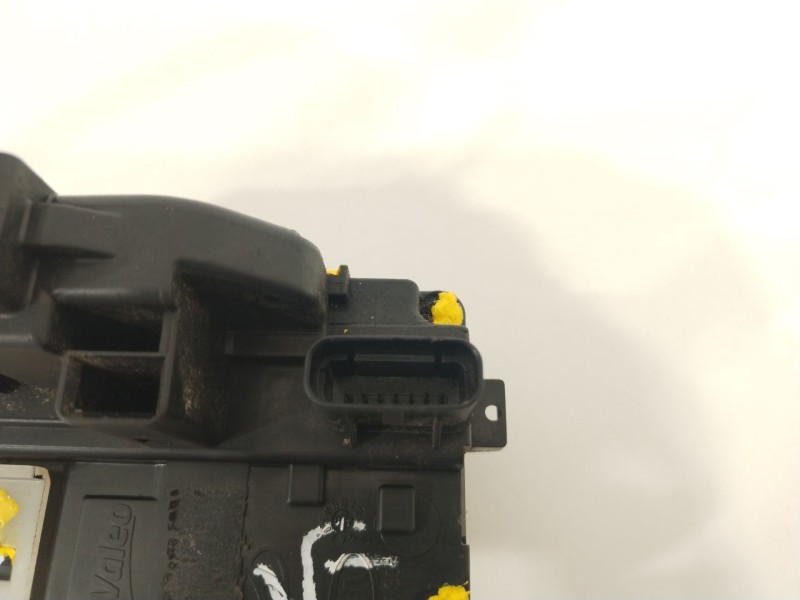 Recambio de cerradura puerta delantera derecha para kia cee´d emotion referencia OEM IAM 813201H060  