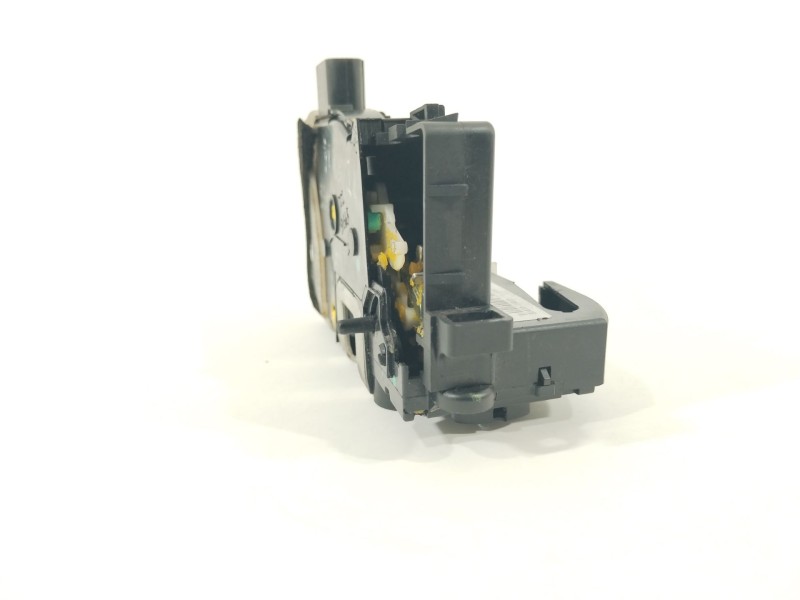 Recambio de cerradura puerta trasera izquierda para hyundai ix35 classic 2wd referencia OEM IAM 814102Y010  