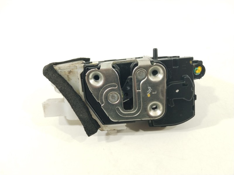 Recambio de cerradura puerta trasera izquierda para hyundai ix35 classic 2wd referencia OEM IAM 814102Y010  