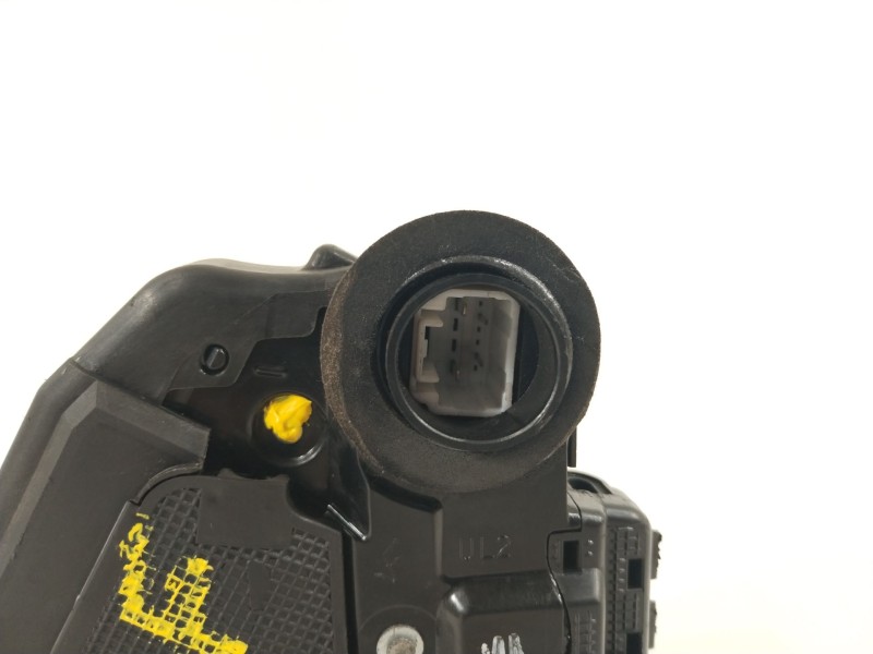 Recambio de cerradura puerta trasera izquierda para toyota verso active referencia OEM IAM 690600F030  