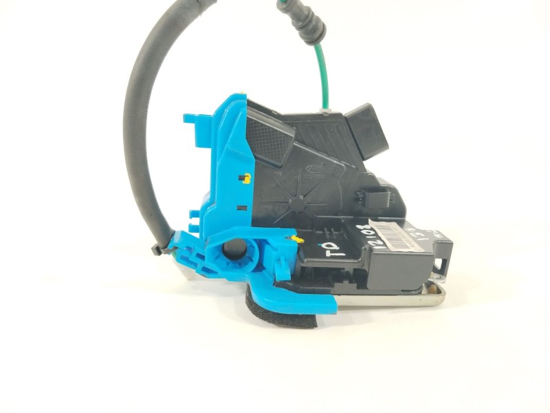Recambio de cerradura puerta trasera derecha para hyundai i30 (gd) 1.4 cat referencia OEM IAM 81420A6000  