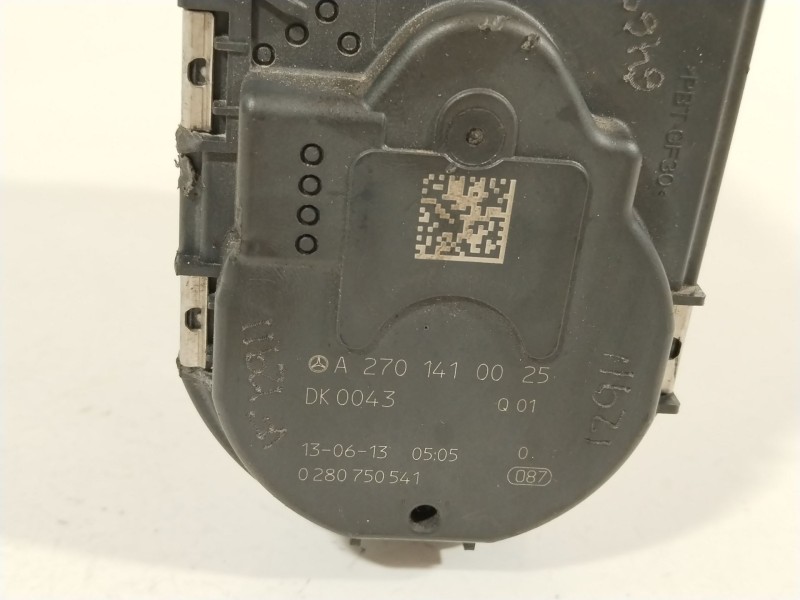 Recambio de caja mariposa para mercedes-benz clase a (w176) a 180 (176.042) referencia OEM IAM A2701410025  